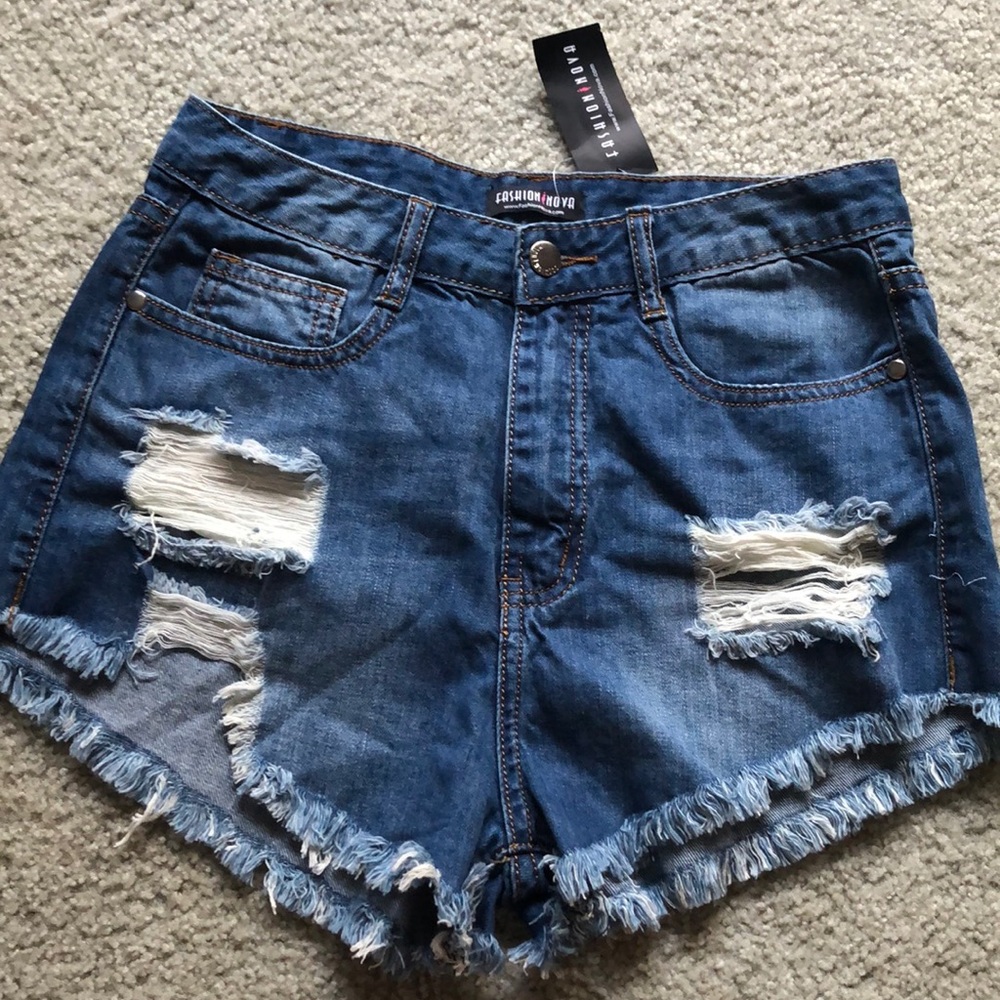 Fashion nova shorts
